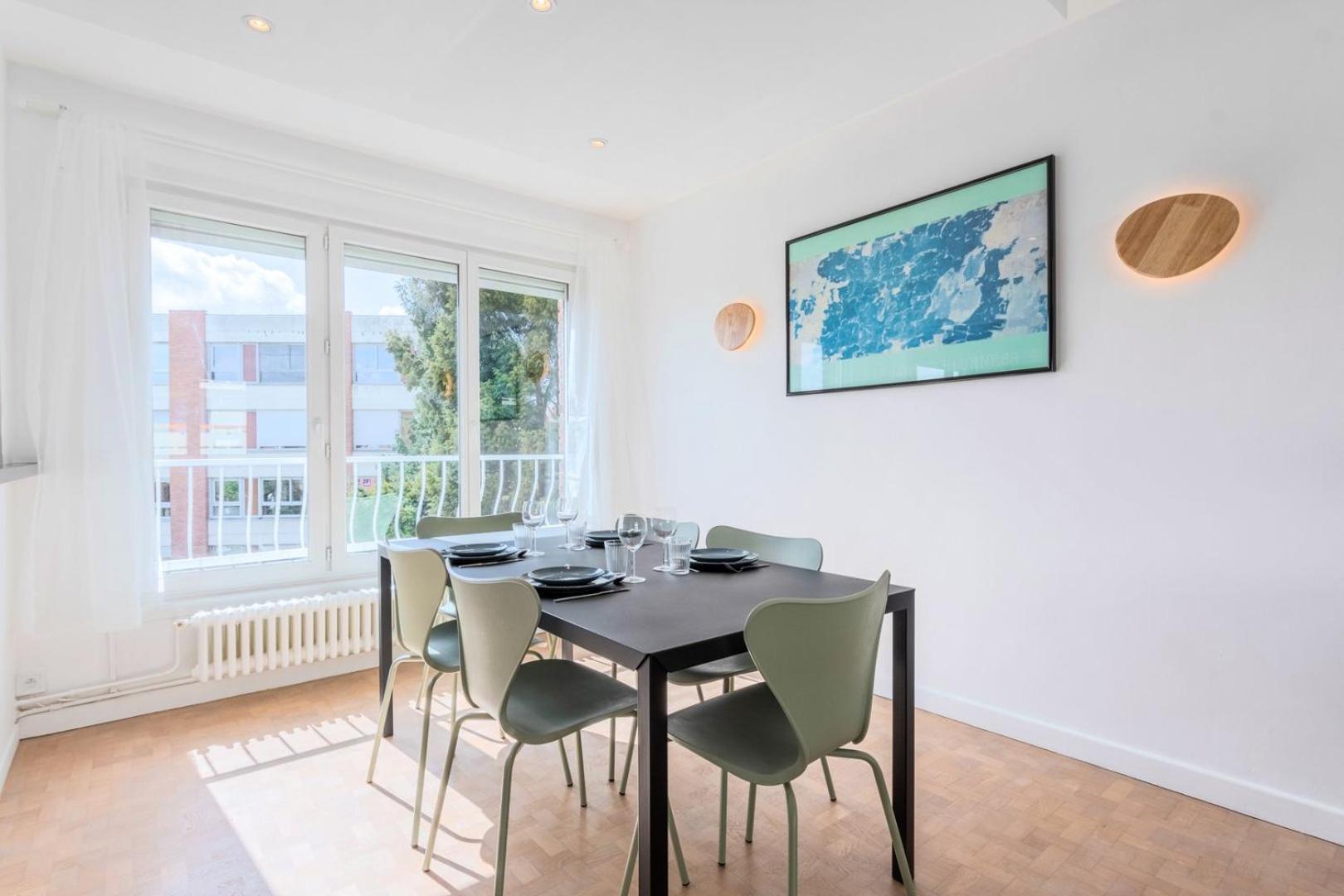 Functional 2 Bedroom Apartment Lille Exterior photo